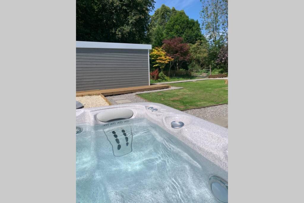 Вилла Highland Hottub Retreat, On Nc500 Инвернесс Экстерьер фото